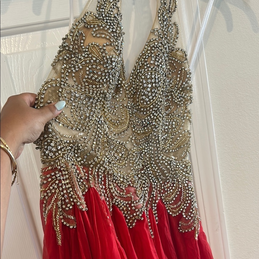 NWOT Mac Duggal Red and Gold bejewled Embellished Gown Pageant Dress Sz 4